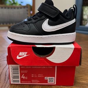 Brand new size 4 toddler boy Nike court borough low 2 shoes